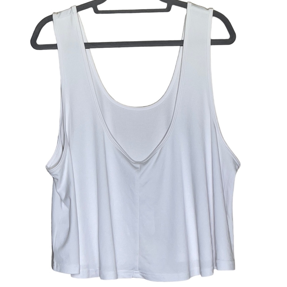 NWT Fabletics Carter Size 2X White Swing Tank II - Picture 4 of 4